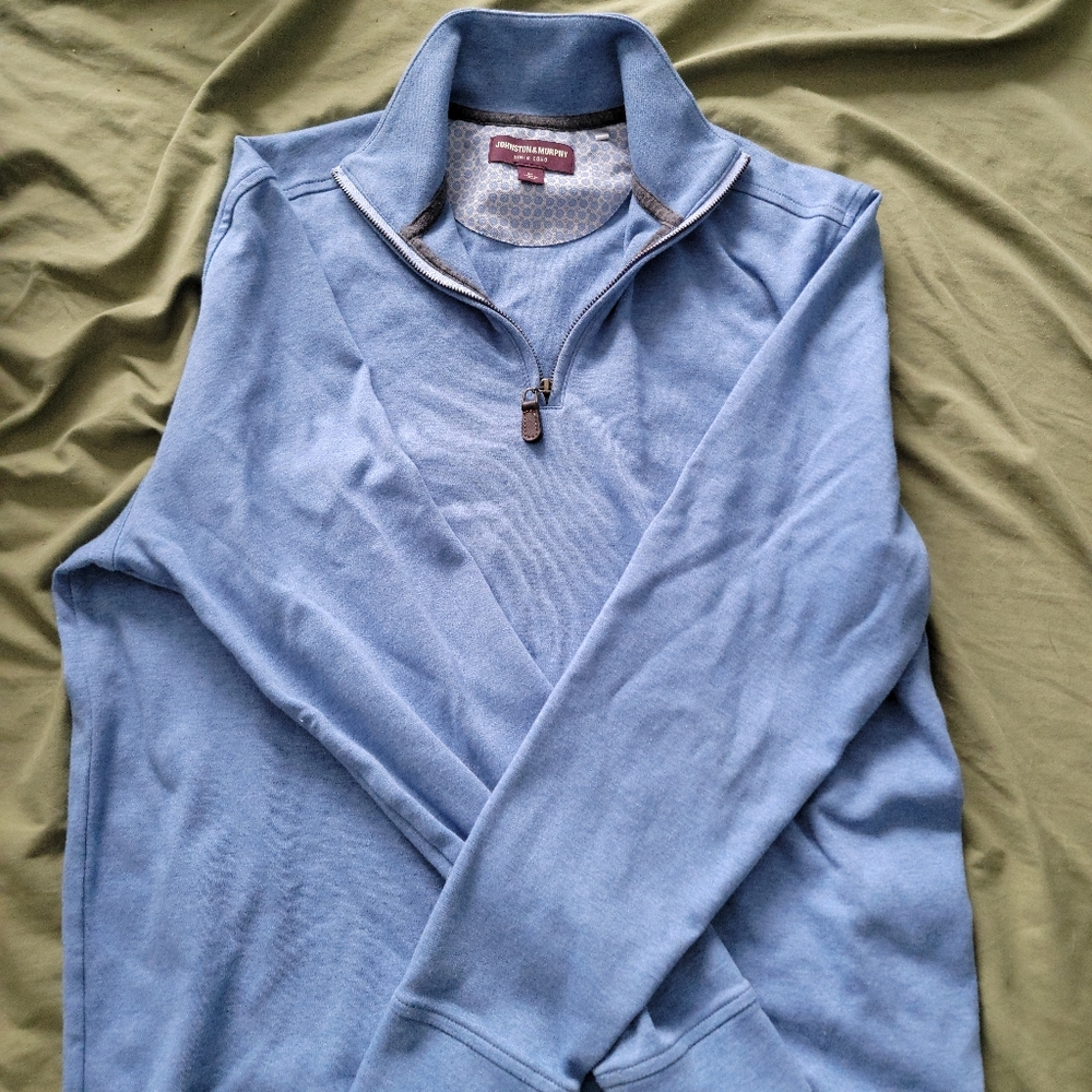 Johnston & Murphy men's M blue pullover